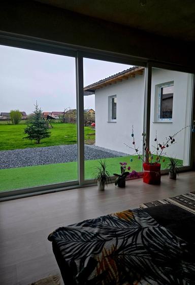 Casă cu 4 camere în Central