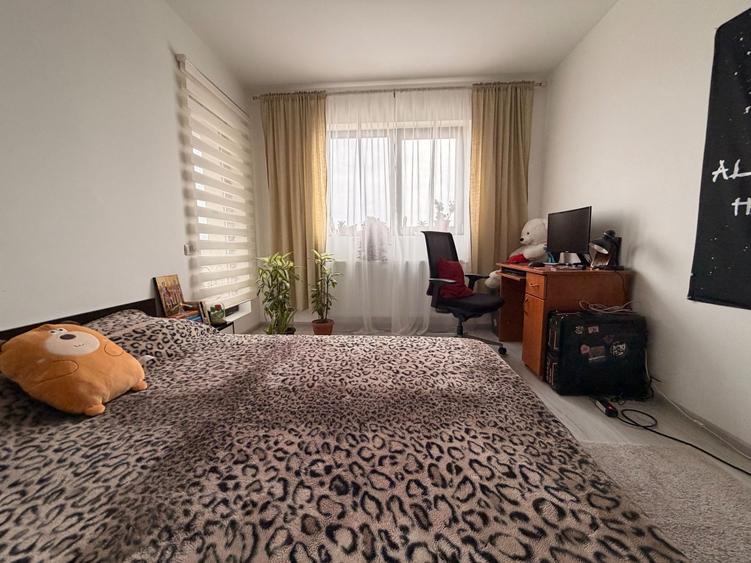 Apartament cu 3 camere în Dudu