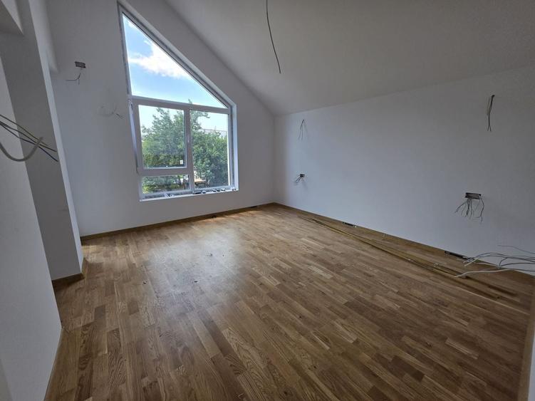 Vila 4 Camere | 400m de STV - 12