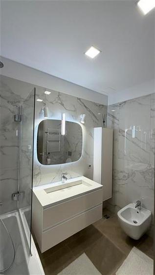 Apartament cu 3 camere circular, mobilat în Bună Ziua