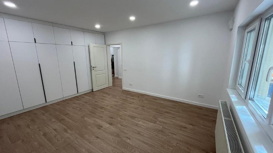 Apartament cu 2 camere decomandat, mobilat în Brâncoveanu