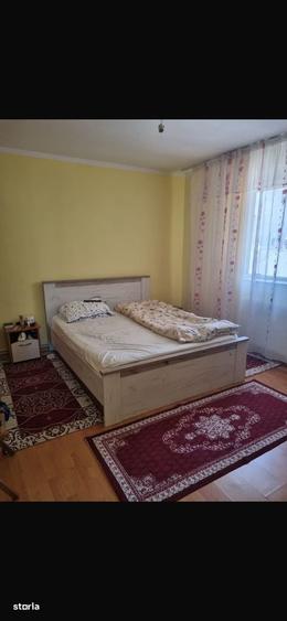 Casă cu 3 camere cu Teren 250 Mp în Central
