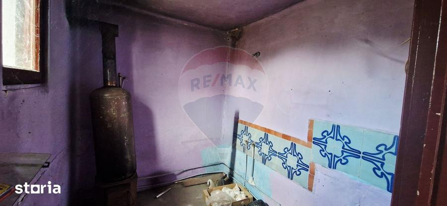 Casă cu 3 camere cu Teren 750 Mp în Central