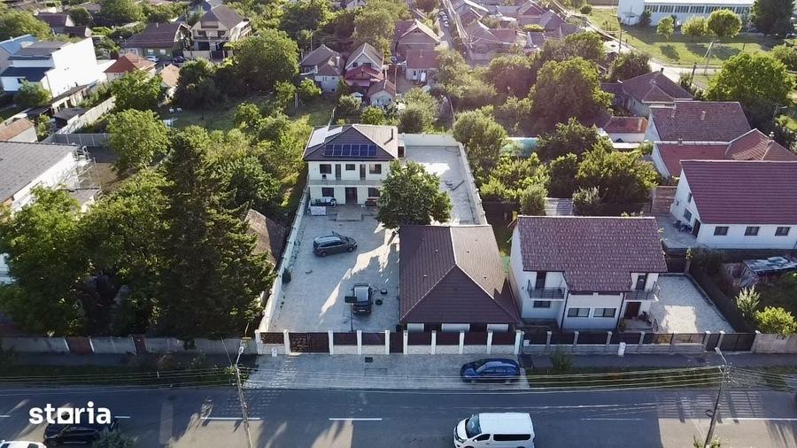 Casă cu 9 camere cu Teren 1080 Mp în Bujac