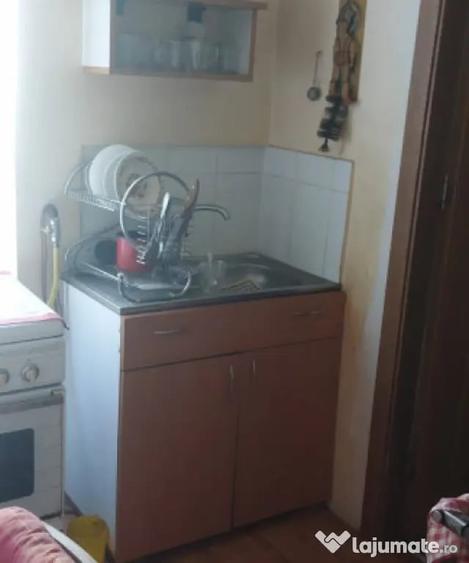 Casă cu 4 camere cu Teren 399 Mp în Central