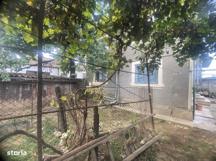 Vanzare casa cu 6 camere in Targoviste - vizavi de Colegiul Carabella - 13