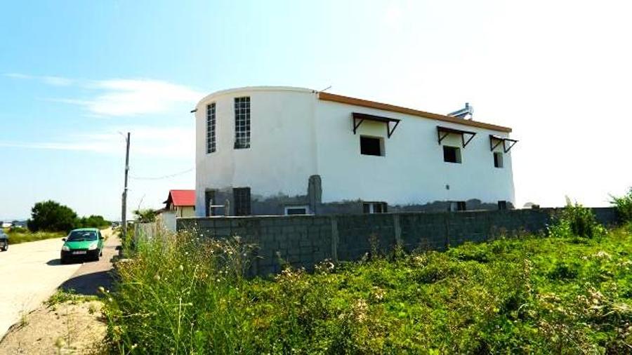 Casă cu 4 camere cu Teren 620 Mp în Exterior Sud