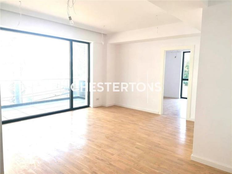 Apartament cu 2 camere decomandat în Pipera