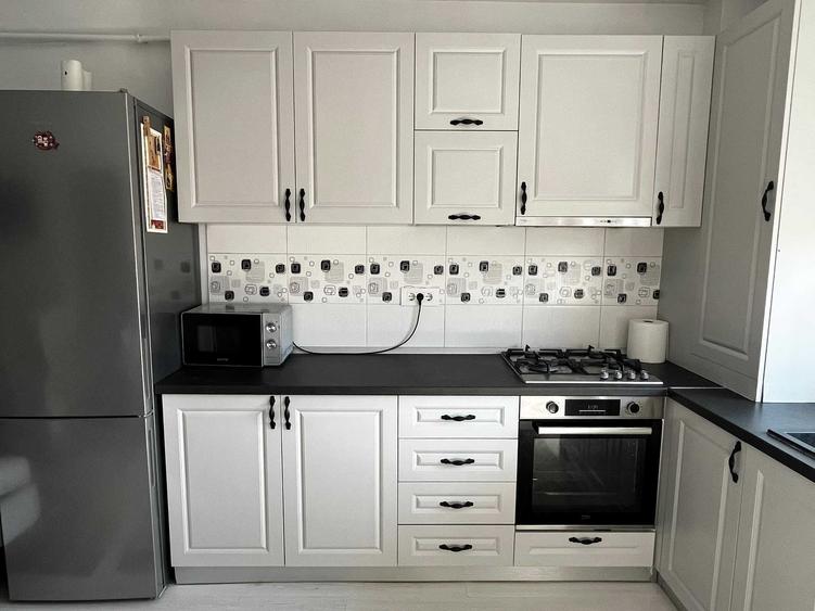Apartament cu 2 camere semidecomandat în Exterior Vest