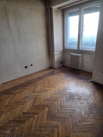Apartament cu 2 camere decomandat în Ultracentral