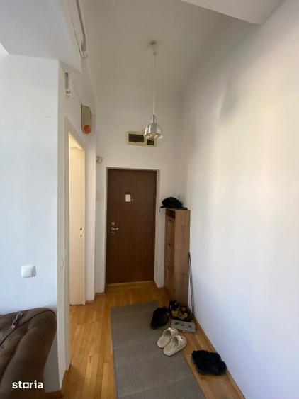 Apartament cu 3 camere în Gara de Nord