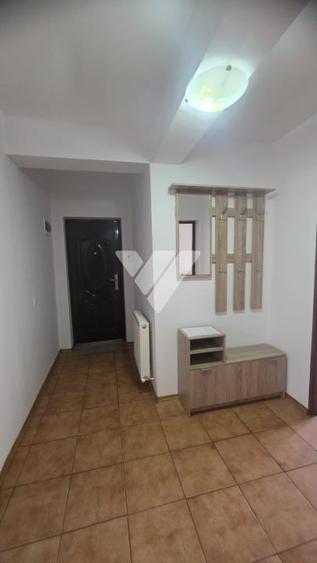 Apartament cu 2 camere decomandat, mobilat în Turnișor
