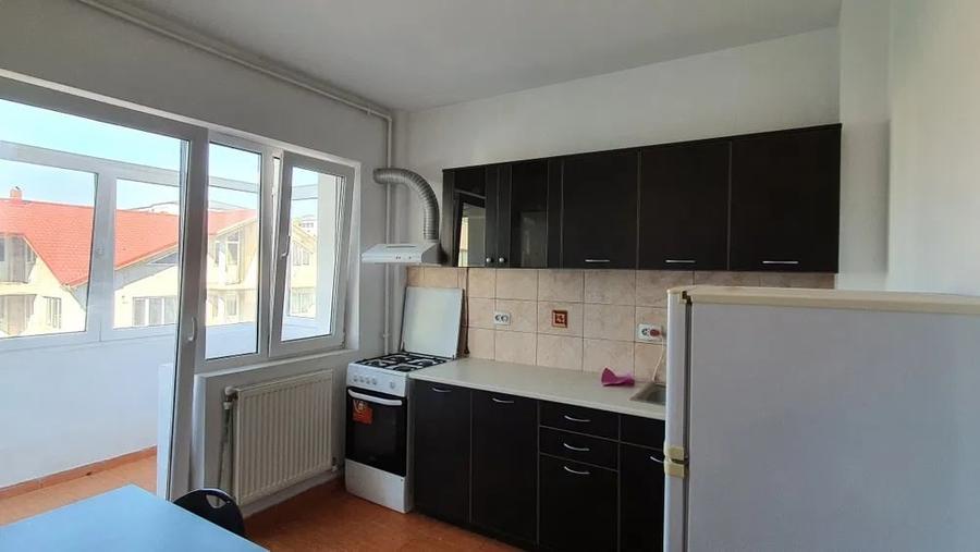 Apartament cu 2 camere decomandat, mobilat în Berceni