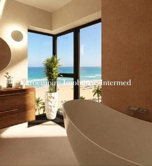 Apartament cu 3 camere decomandat în Faleza Nord