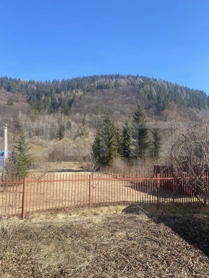 Casă de vânzare, cu 6 camere, 300 mp, spațioasă, în Câmpulung Moldovenesc - 17