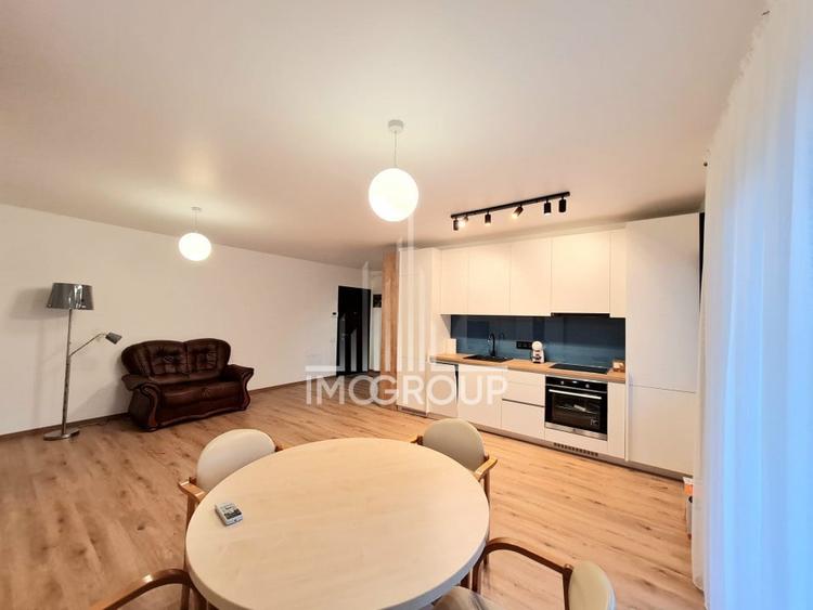Apartament cu 2 camere semidecomandat, mobilat în Europa
