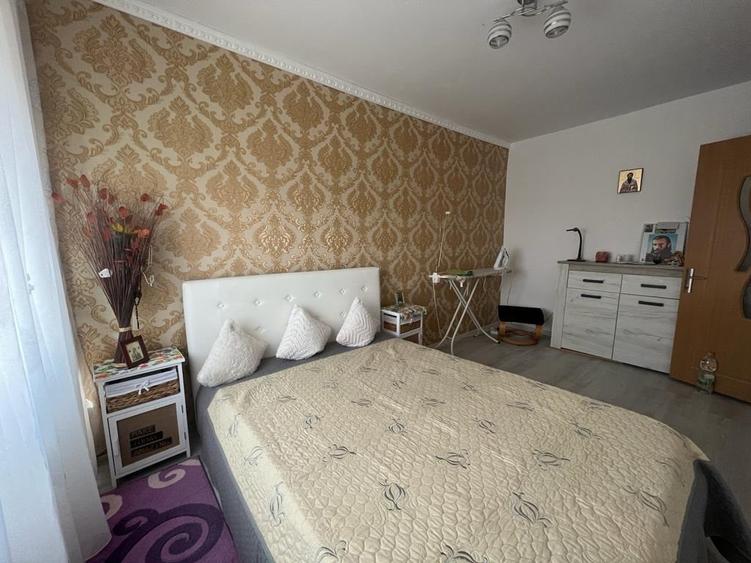 Apartament cu 2 camere semidecomandat în 6 Vânători