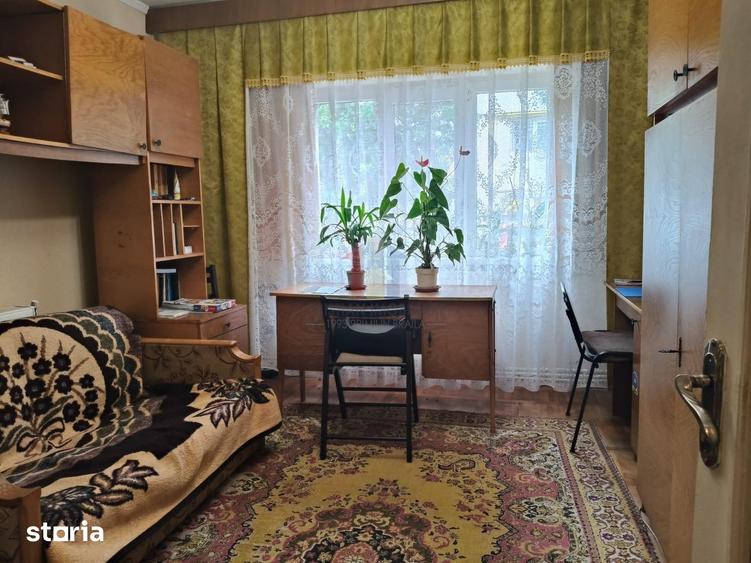 Apartament cu 4 camere în Buzaului