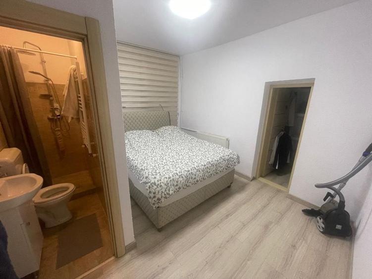 Casă cu 4 camere în Central