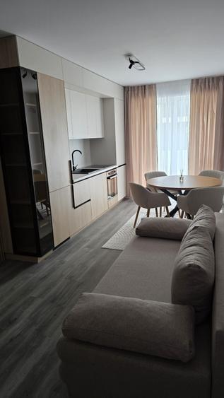 Apartament cu 2 camere decomandat în Exterior Vest