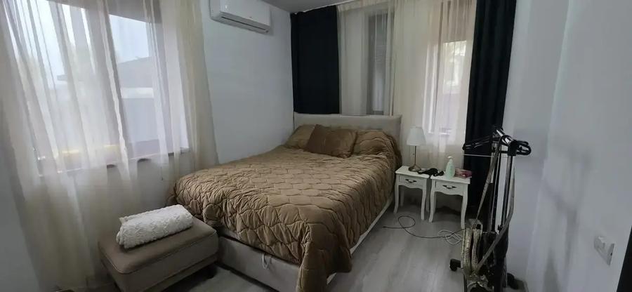 Casă individuală cu 5 camere cu Canalizare în Vest