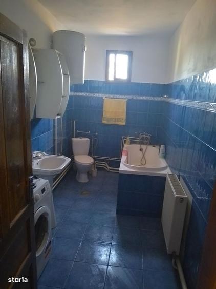 Casă cu 3 camere în Husasău de Criș
