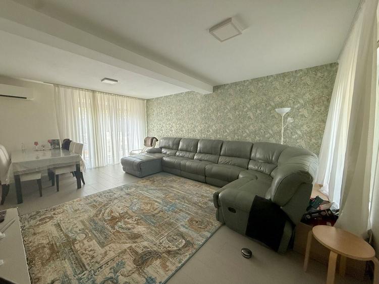 Duplex cu 5 camere cu Canalizare în Pipera