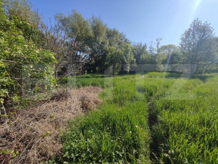 Casă individuală cu 4 camere cu Canalizare în Est