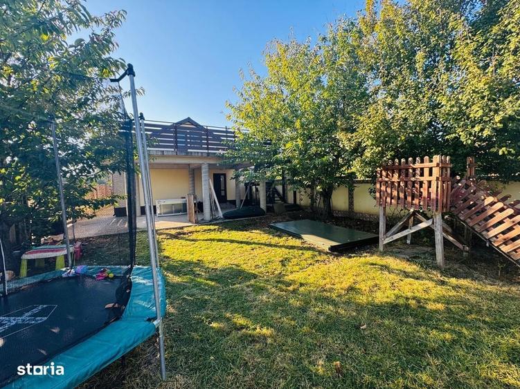 Casă cu 3 camere în Central