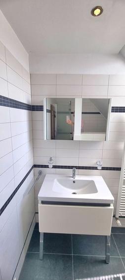 Apartament cu 3 camere decomandat, mobilat în Complex Studențesc