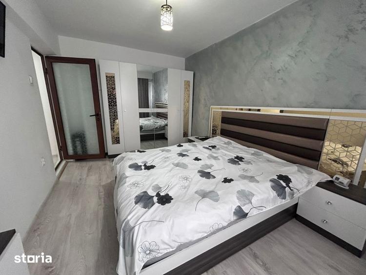 Apartament cu 3 camere decomandat, mobilat în Brăilița