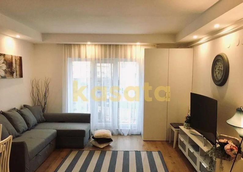 Apartament cu 2 camere decomandat în Ștefăneștii de Jos