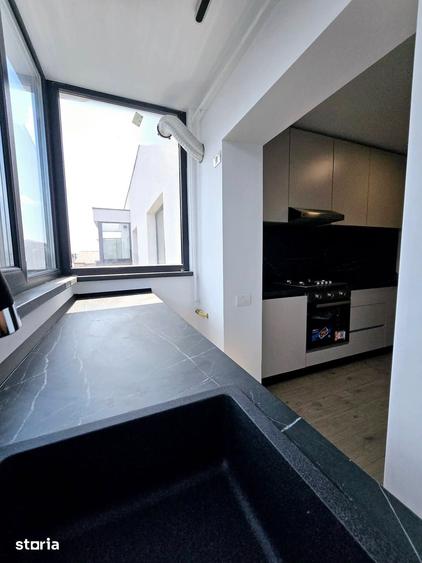 Apartament cu 4 camere decomandat în Fundeni