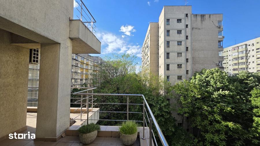 Apartament cu 3 camere decomandat, mobilat în Vatra Luminoasă