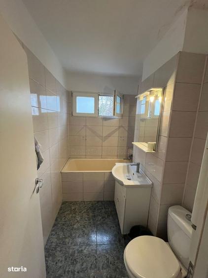Apartament cu 2 camere semidecomandat în Central
