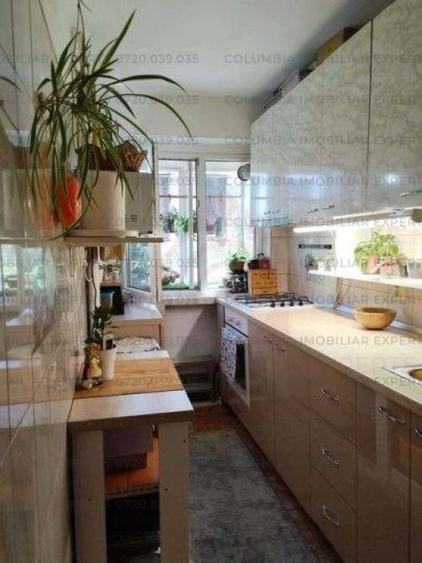 Apartament cu 3 camere în Brâncoveanu