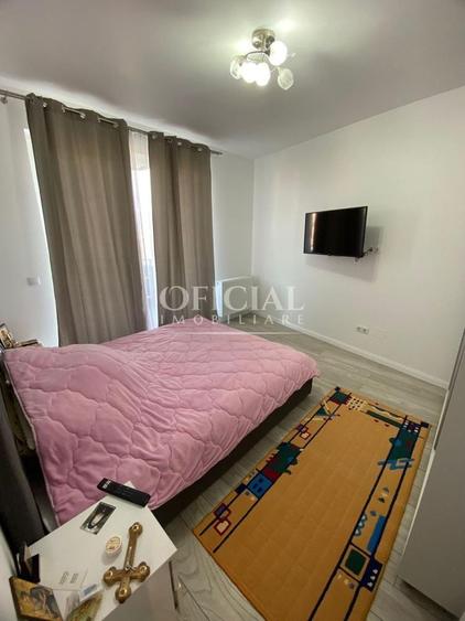 Apartament cu 2 camere semidecomandat, mobilat în Bulgaria