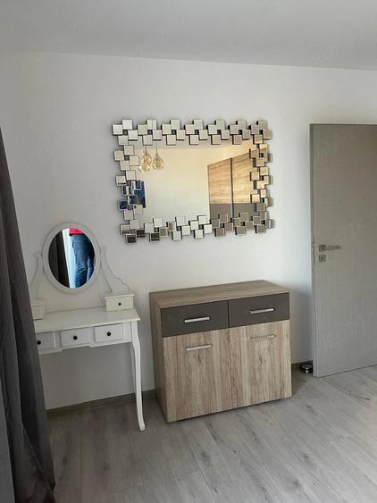 Apartament cu 2 camere decomandat în Dumbrăvița