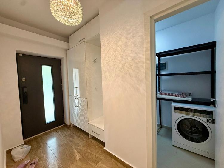Casă cu 5 camere cu Canalizare în Pipera