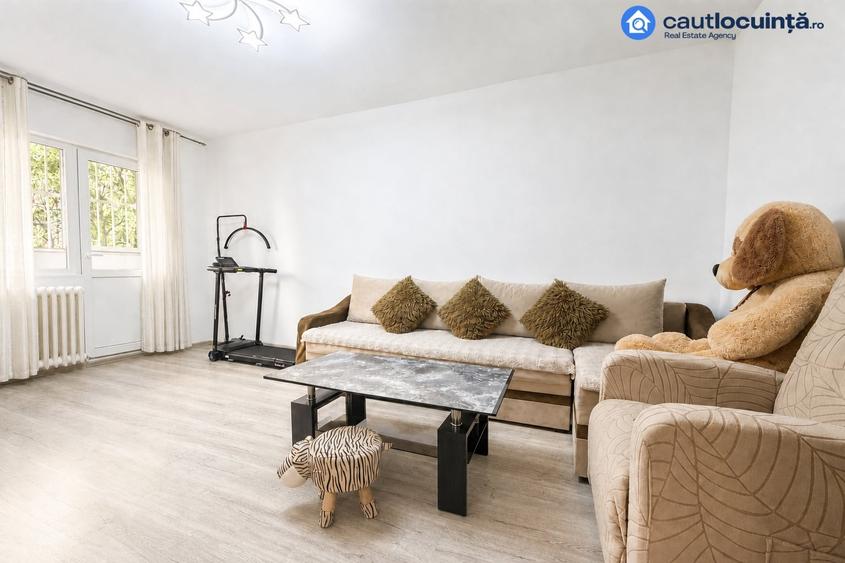 Apartament cu 3 camere în Drumul Taberei