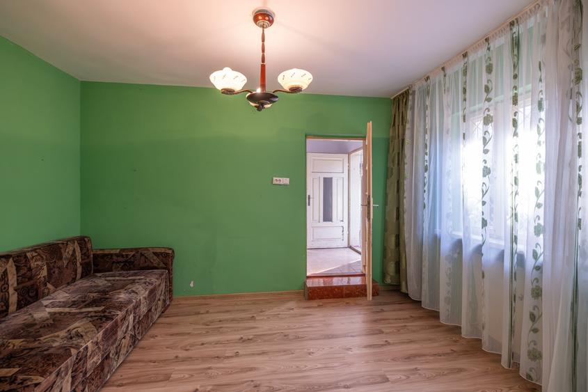 Casă individuală cu 2 camere cu Canalizare în Casa de Cultură
