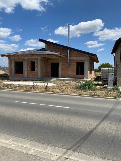 Casă cu 3 camere în Cihei
