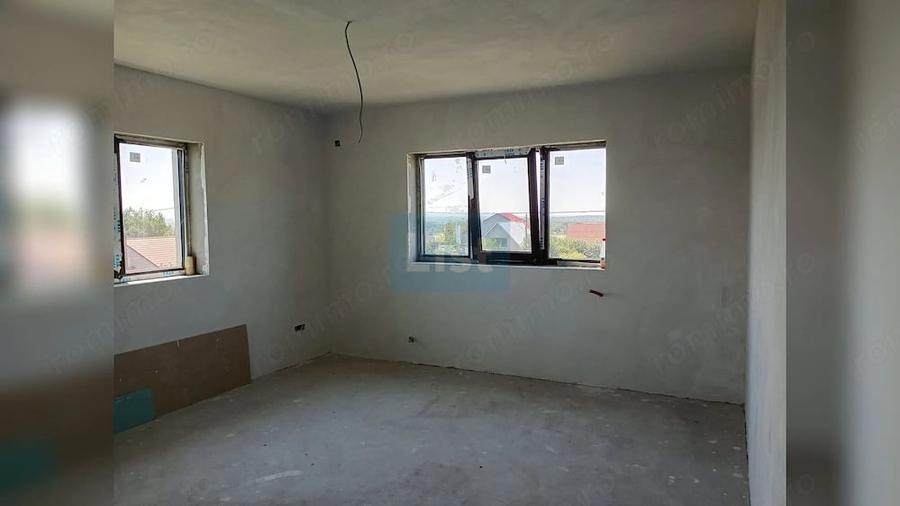 Casă cu Teren 500 Mp în Movileni