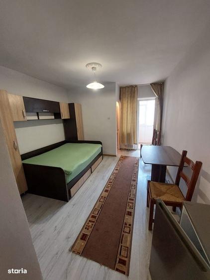 Garsonieră în Baza 3
