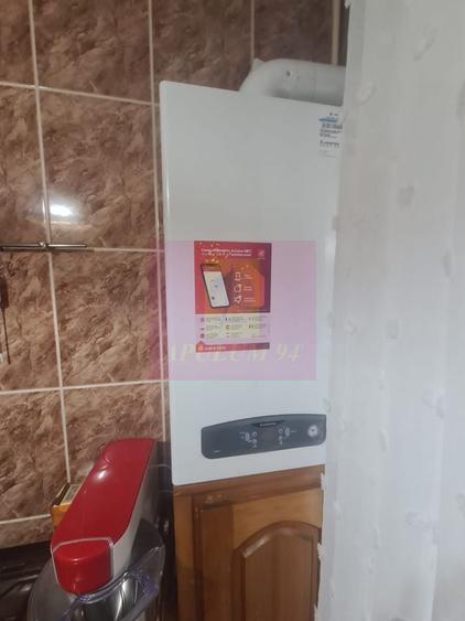 Apartament cu 3 camere decomandat în Cuza