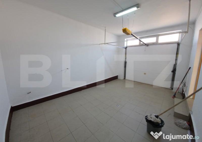 Casă cu 4 camere cu Teren 250 Mp în Central