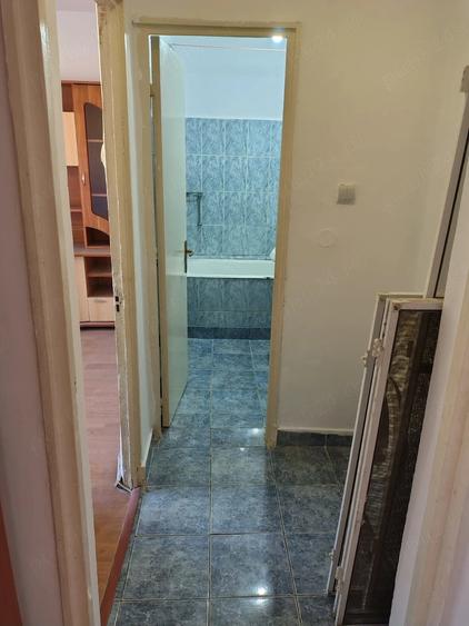 Apartament cu 2 camere semidecomandat în Govândari