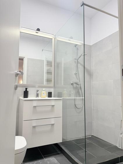 Apartament cu 2 camere, mobilat în Podu Roș
