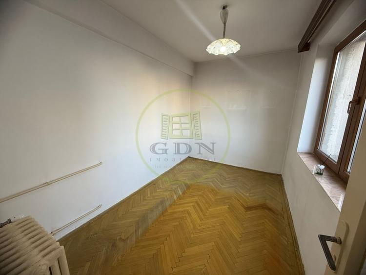 Apartament cu 2 camere semidecomandat în Ultracentral