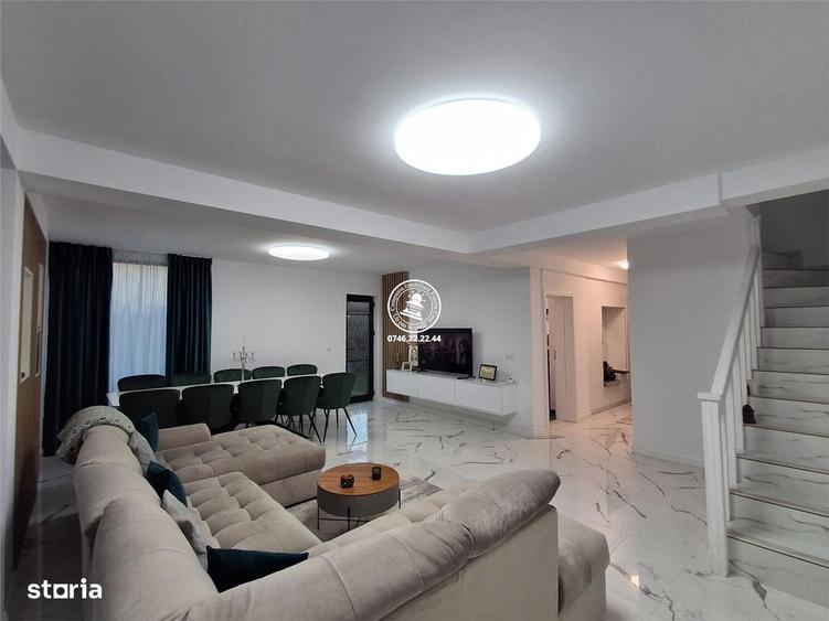 Casă cu 4 camere în Breazu